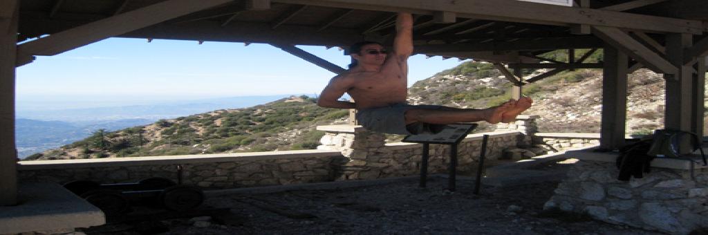 44 cviků s vlastní váhou. Máte na ně?