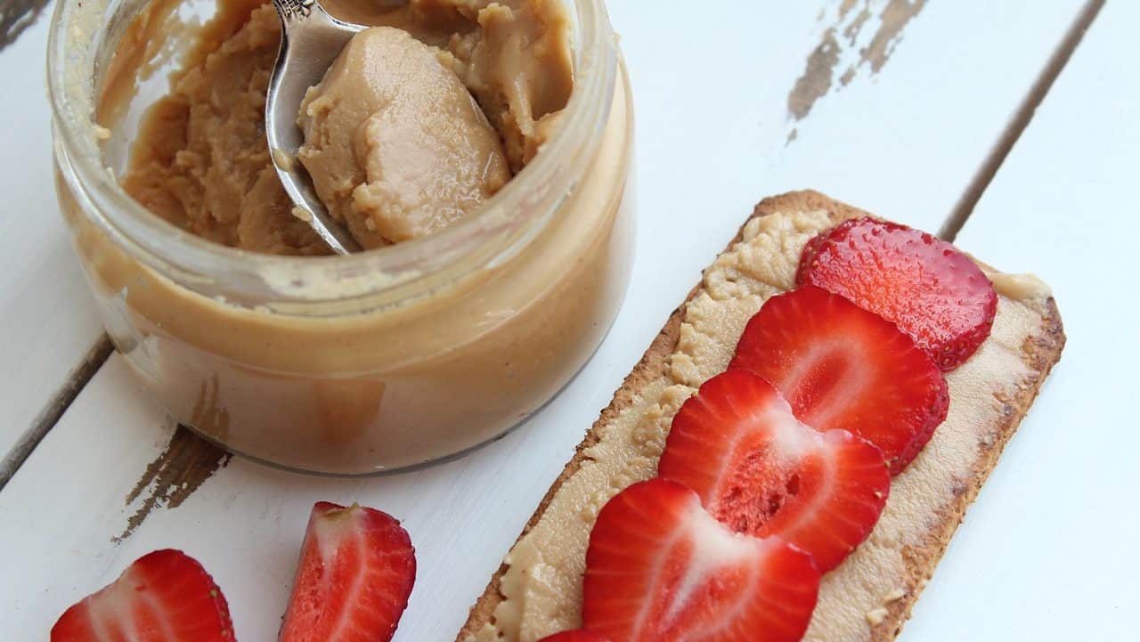 Arašídové máslo – jak si jej udělat i doma